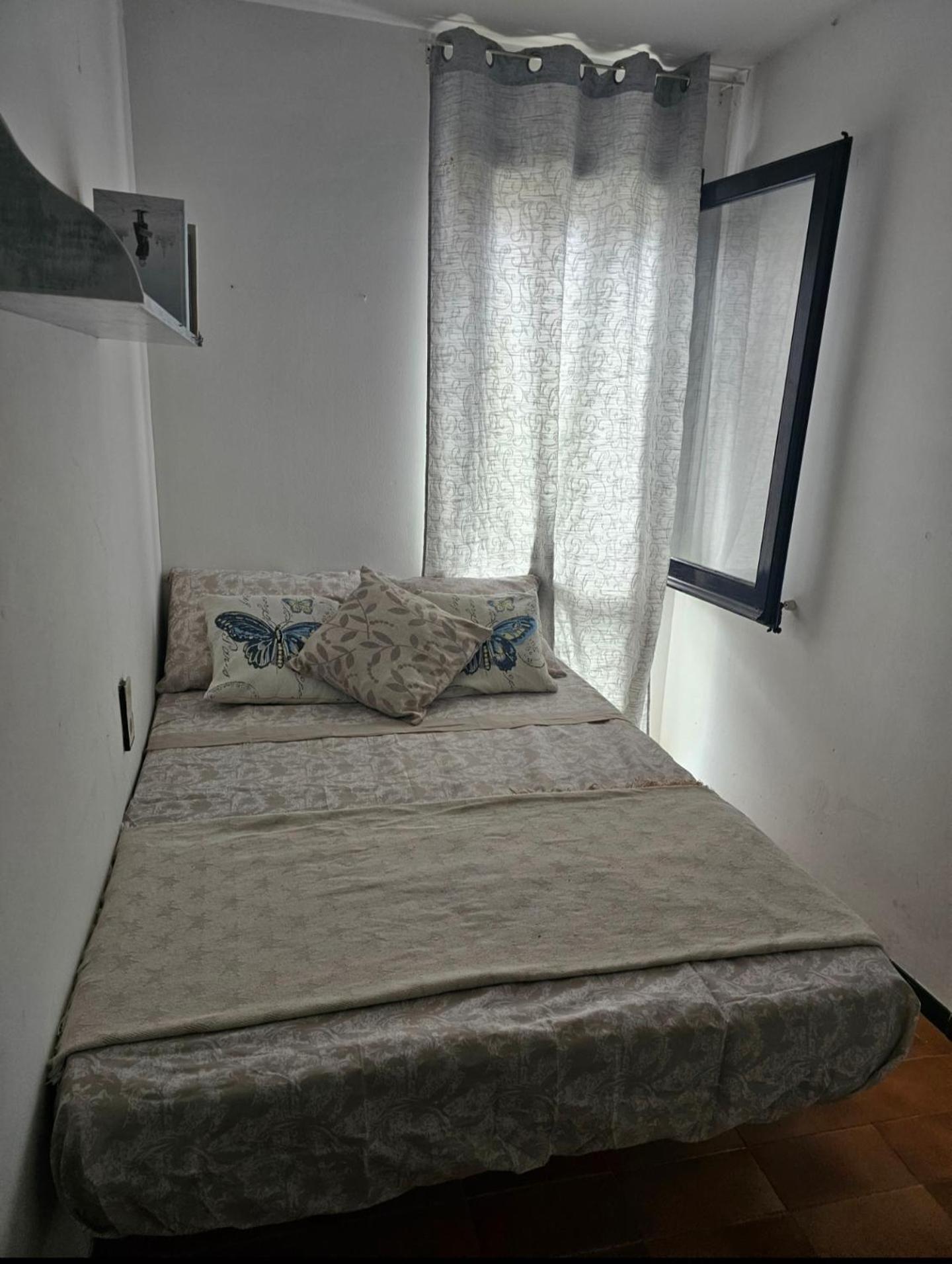 ז'ירונה Dormitorio Standar Cerca De La Playa מראה חיצוני תמונה